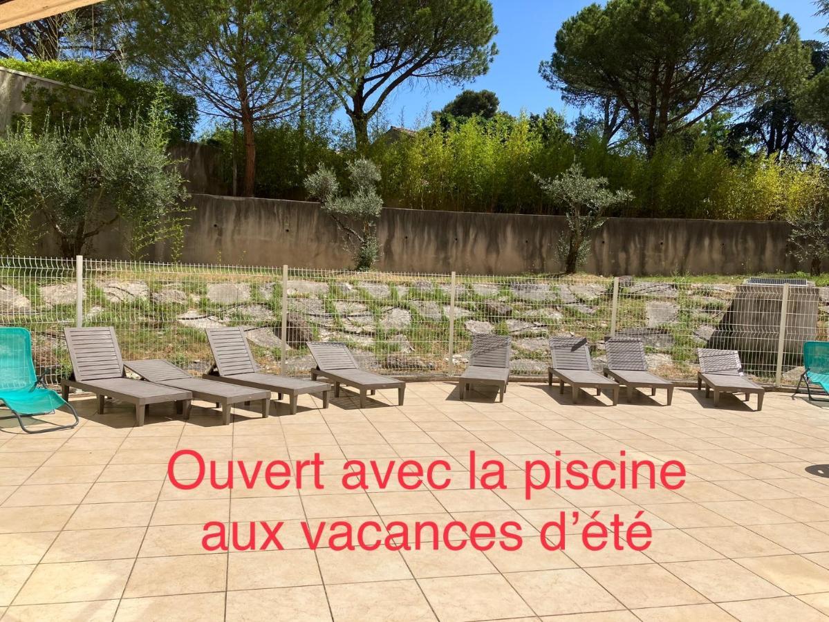 Superbe Appartement A Uzes Avec Place De Parking المظهر الخارجي الصورة